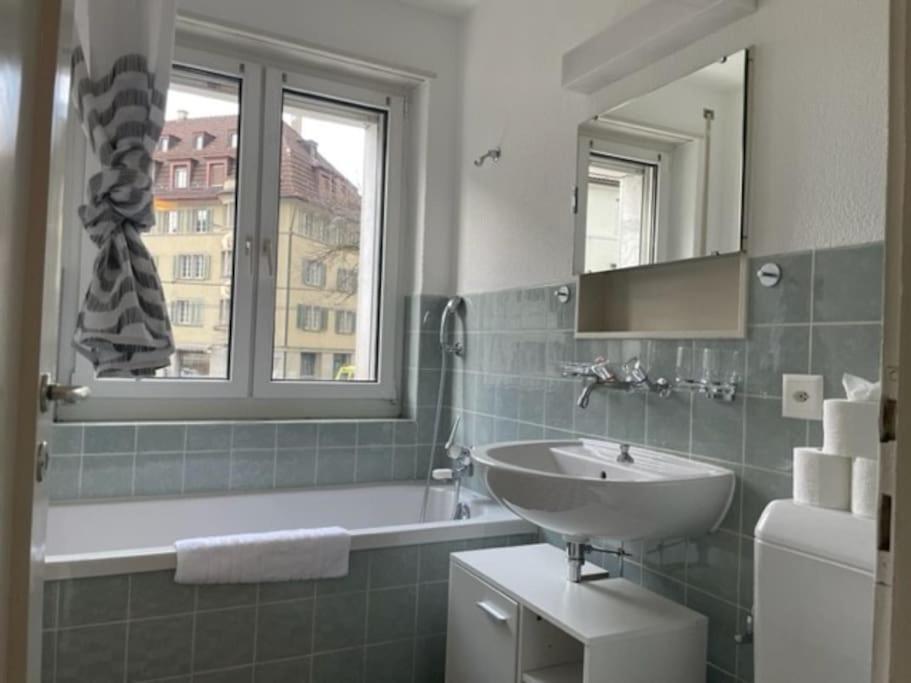 Cozy, Sunny, City Center 1 Bedroom Flat Цюрих Екстериор снимка